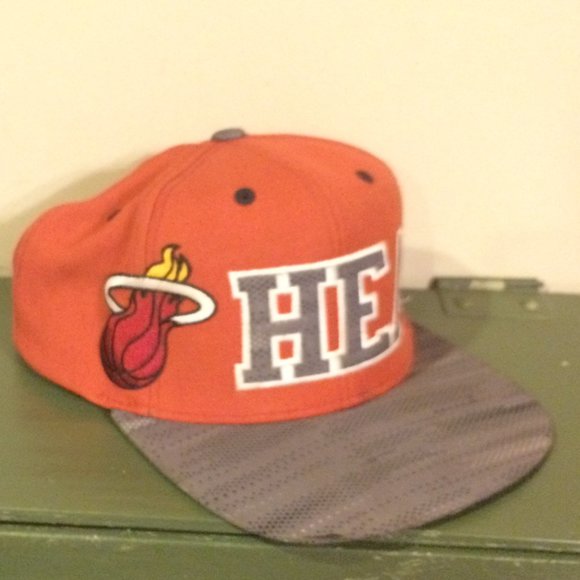 Miami Heat Hat - Picture 1 of 6